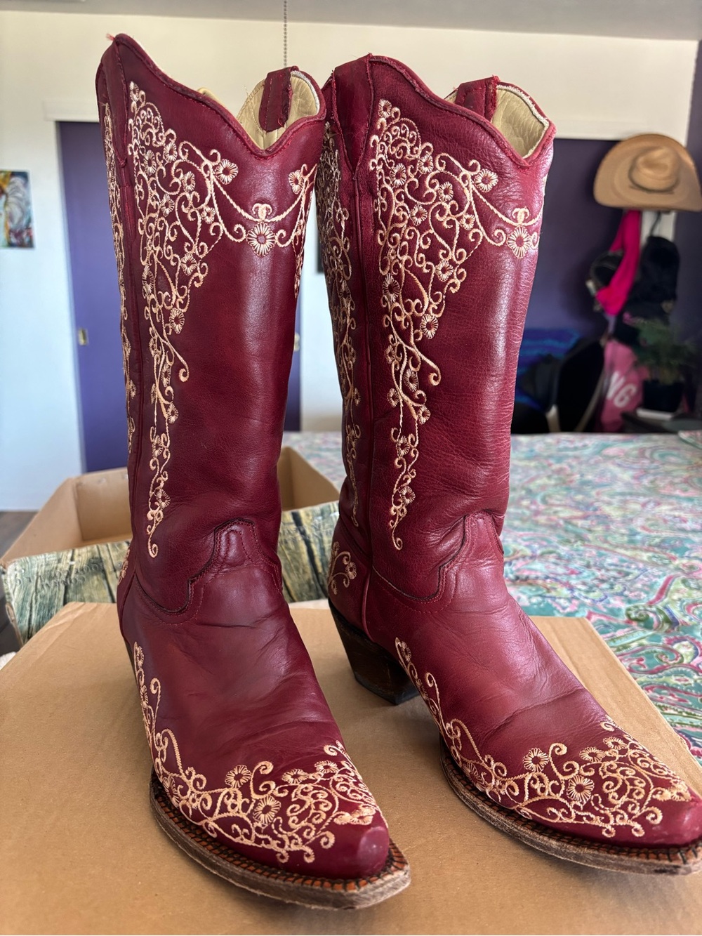Corral Women’s Embroidered red Leather Cowboy Boots